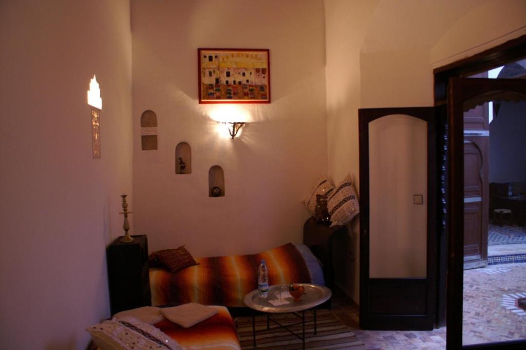 Riad Felloussia メクネス 部屋 写真